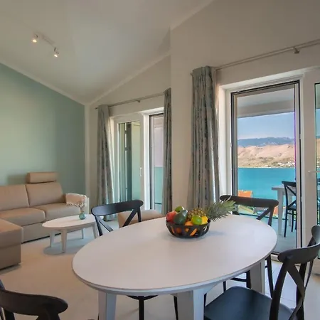 Apartvilla Pag * Pag Town