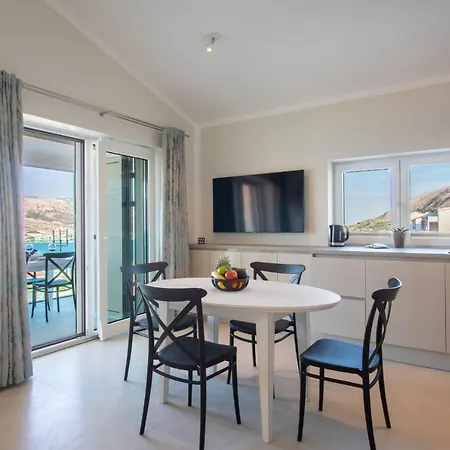 Apartvilla Pag *