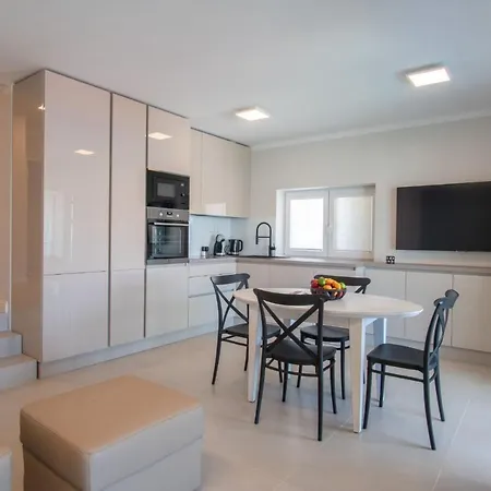Apartvilla Pag