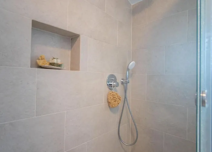 Apartvilla Pag * Pag Town