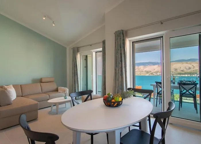 Apartvilla Pag * Pag Town