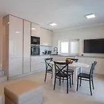Apartvilla Pag